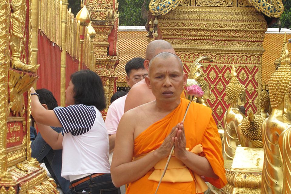 4-Hour Doi Suthep & Hmong Hill Tribe Village from Chiang Mai - Small-Group Pickup and the Mountain Van Rhythm