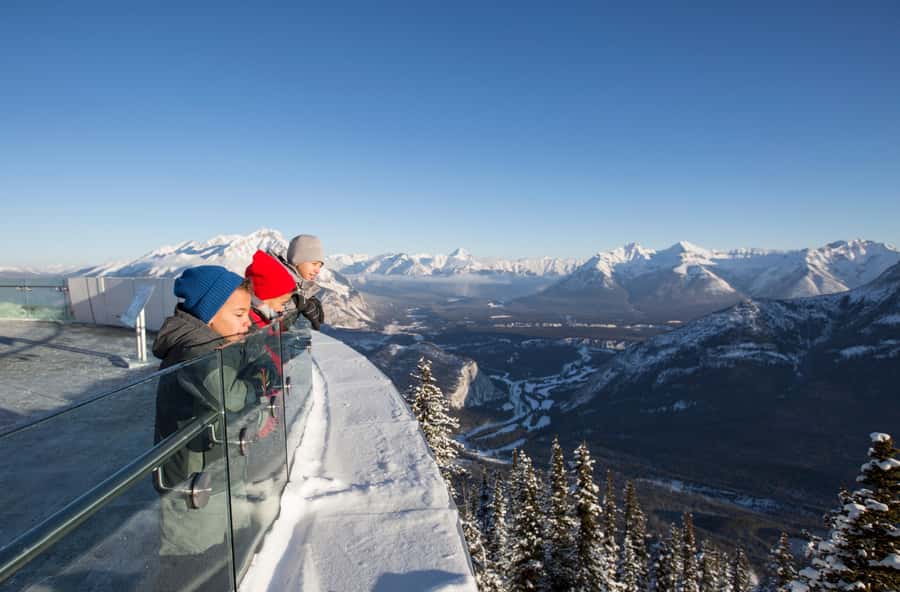 Banff: Banff Town, Gondola, and Johnston Canyon Day Tour - Riding the Banff Sulphur Mountain Gondola for 360° Bow Valley views