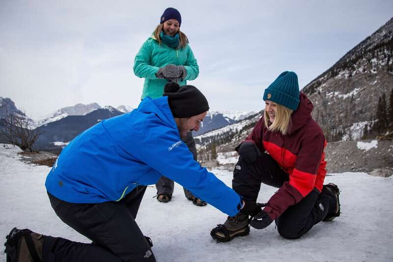 Banff: Grotto Canyon Icewalk - The hike route: from frozen creek bed to icefalls