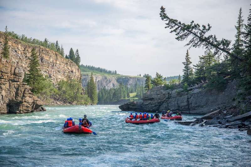 Banff: Horseshoe Canyon Whitewater Rafting Tour - Guides, safety, and the stories that make it feel personal