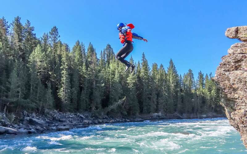 Banff: Horseshoe Canyon Whitewater Rafting Tour - Stoney Nakoda meeting point and how the day starts