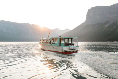 Banff: Lake Minnewanka Cruise - Meeting at the dock: how to make logistics feel painless