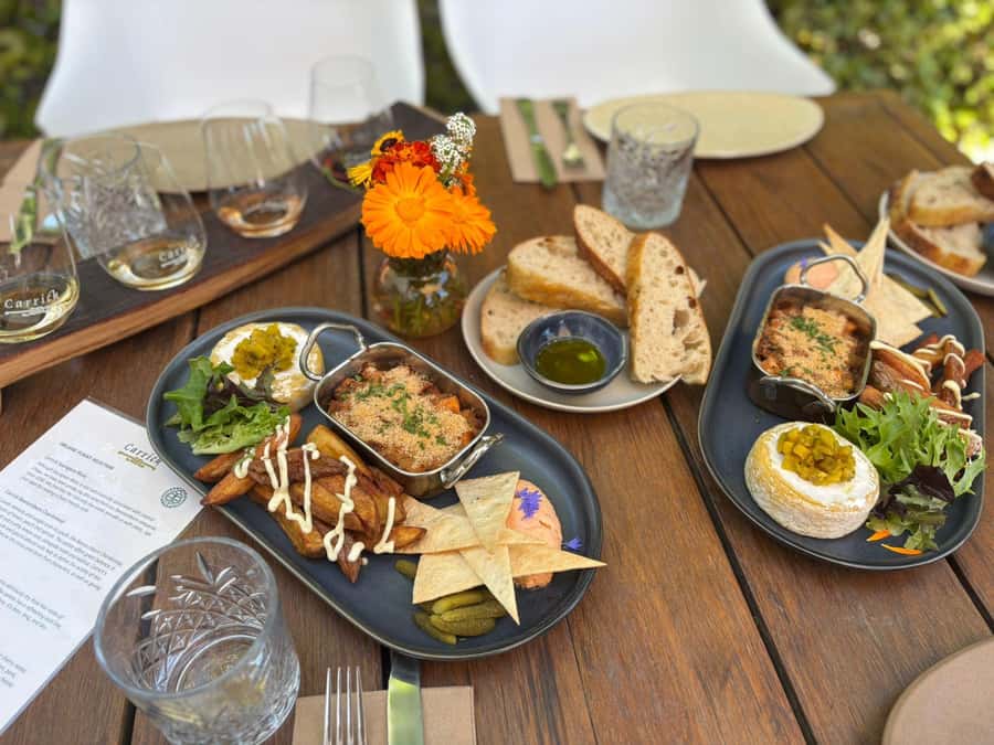 Boutique Winery Half-Day Tour & Vineyard Platter-Style Lunch - Transfer Again: Another Round of Vineyard Scenery