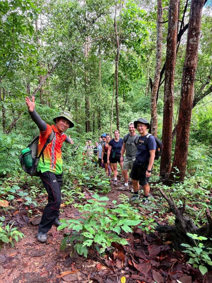 Chiang Mai: 2-Days Jungle Trek, Waterfalls and Karen Village - Waterfall lunch and the overnight rhythm at the White Karen village