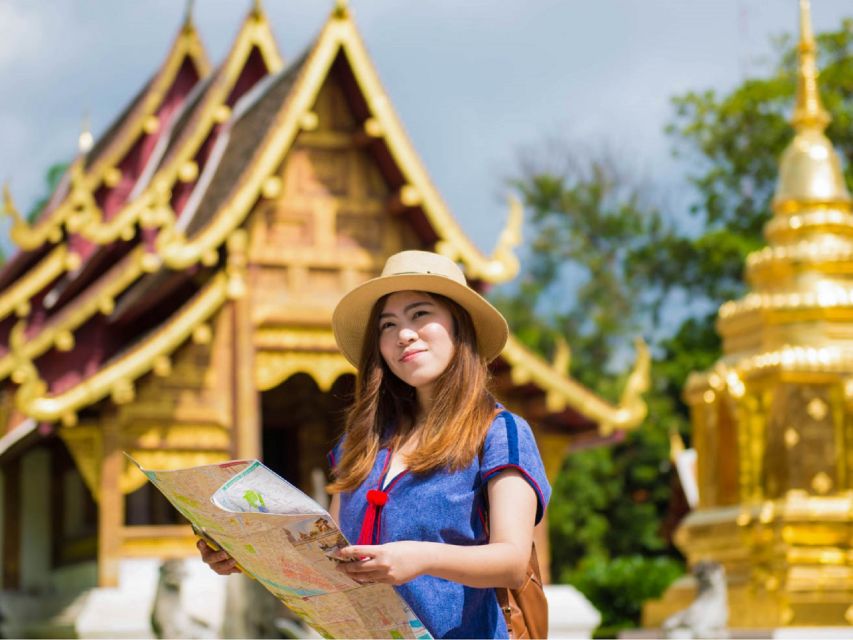 Chiang Mai: 3 Hour Old City and Temples Guided Walking Tour - Responsible Touring in Chiang Mai: GSTC and Carbon Offsets