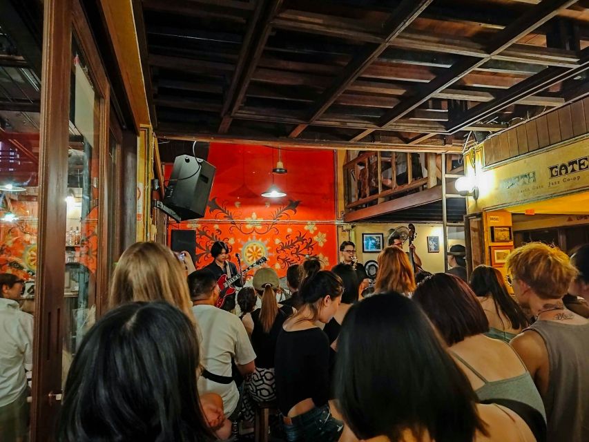 Chiang Mai: Chiang Mai Bar Hopping Guided Night Tour - North Gate Jazz Co-Op: live music, big energy, and maybe earplugs