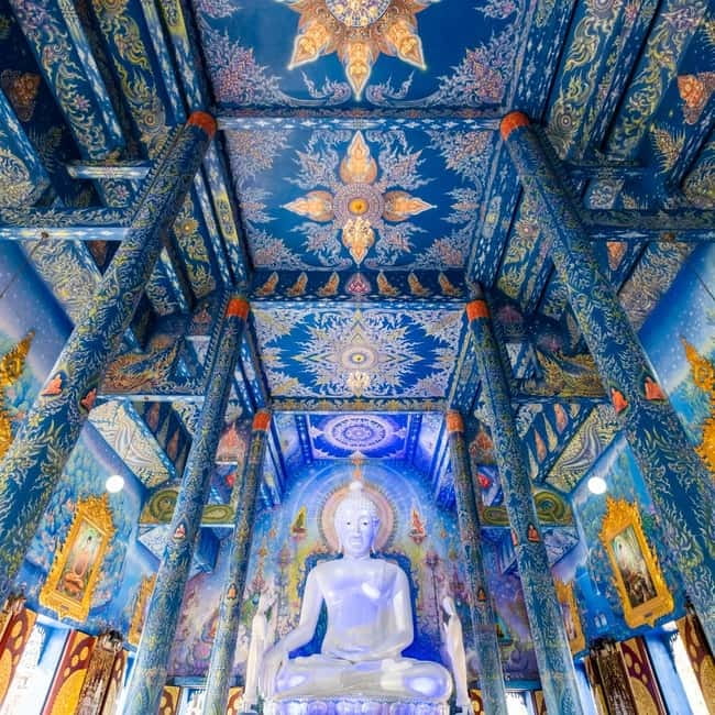 Chiang Mai: Chiang Rai Famous Temples & Hot Springs Day Trip - Why Chiang Rai Highlights Feel Different When Done in One Day
