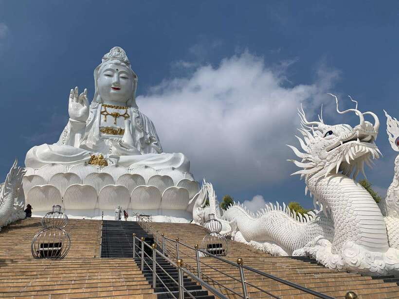 Chiang Mai: Chiang Rai Temples, Karen Tribe and Hot Springs - Timing, driving, and staying comfortable on a long day