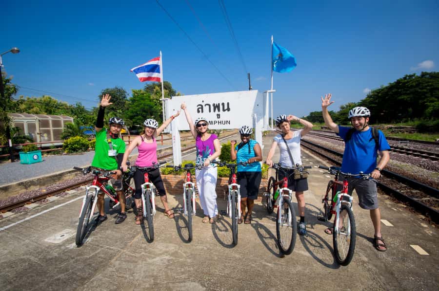 Chiang Mai: Countryside Adventure by Bike - Ban Tawai Woodcarving Village: Watching Craft While It’s Still Real