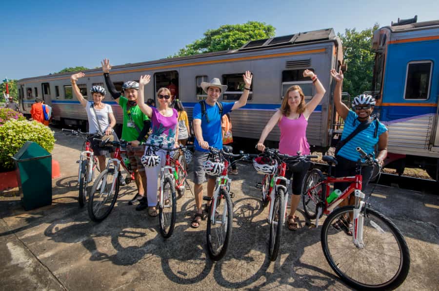 Chiang Mai: Countryside Adventure by Bike - Royal Park Rajapruek: A Well-Timed Break Before the Vehicle Takes Over
