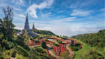 Chiang Mai: Doi Inthanon National Park and Pha Dok Siew Trek - Pickup, breaks, and the rhythm of a packed full day