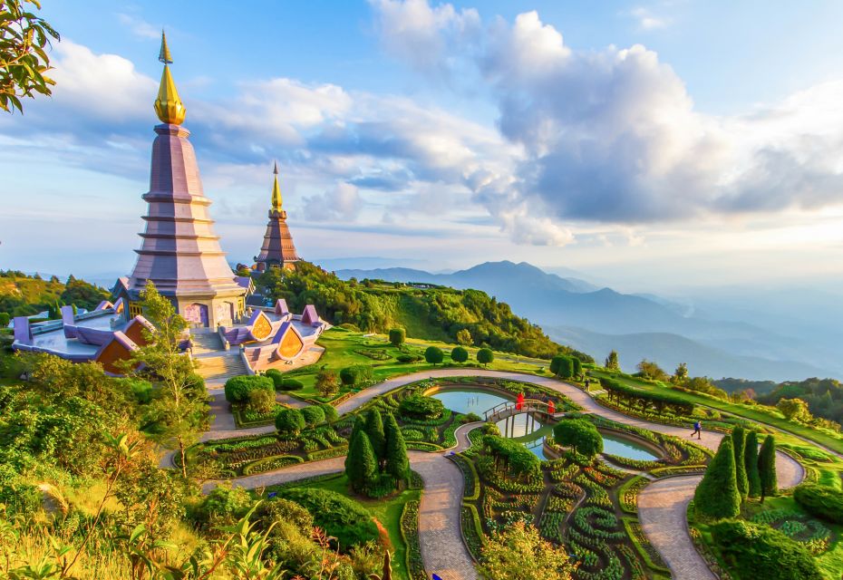 Chiang Mai: Doi Inthanon National Park Eco-Friendly Tour - Grand Pagoda Nabhapolbhumisiri and the Royal Pagoda Complex