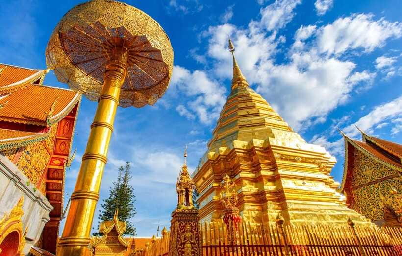 Chiang Mai - Doi Suthep Temple & Wat Pha Lat Hike - Temple etiquette that keeps the experience smooth