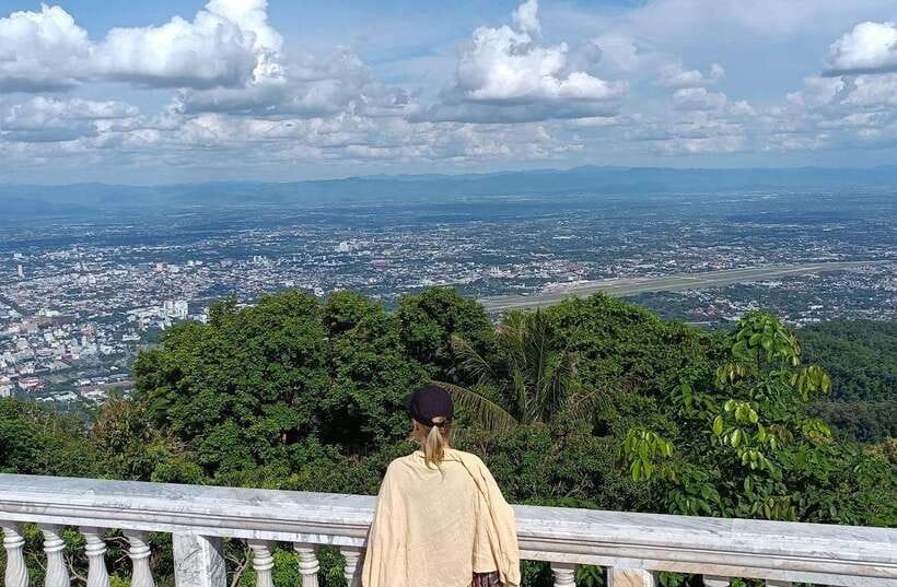Chiang Mai - Doi Suthep Temple & Wat Pha Lat Hike - Price and value: why $25 can work, if you budget the cash extras