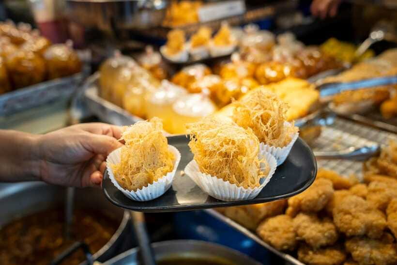Chiang Mai: Evening Sightseeing and Local Food Guided Tour - Why This Evening Food-and-Temples Mix Works in Chiang Mai