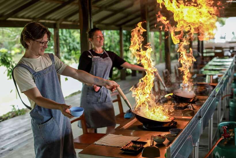 Chiang Mai: HALF-DAY COOKING COURSE at a Thai Cooking Farm - Hotel pickup and the market stop: where Thai flavor starts