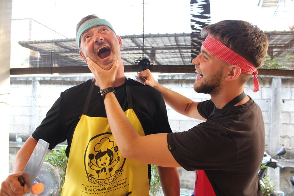 Chiang Mai: Half Day Evening Cooking Class with Market Tour - Evening in Chiang Mai: 3:30–8:00 p.m., and why that’s smart