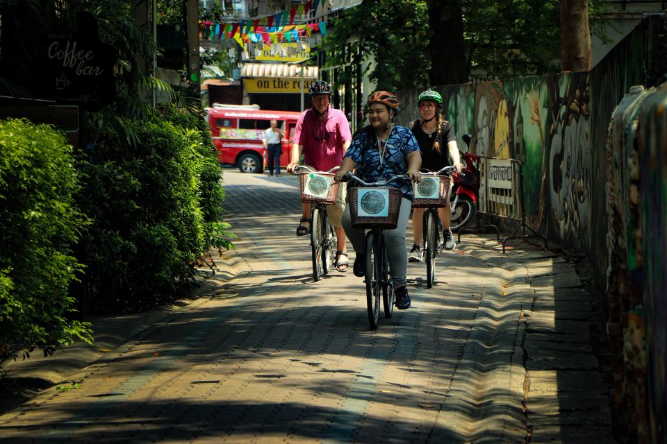 Chiang Mai: Half-Day Old Town Cycling Tour - Who this tour fits best in Chiang Mai
