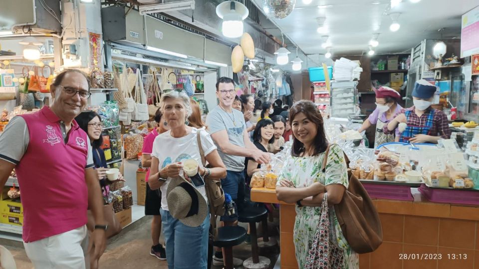 Chiang Mai: Local Food and Markets Guided Walking Tour - Go Neng’s pa thong go: when Chinese dough meets Chiang Mai street style