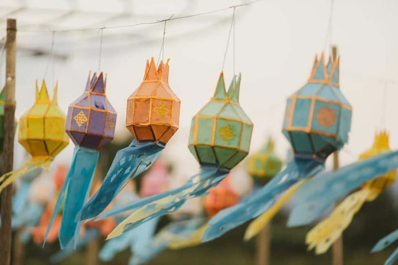 Chiang Mai Moonlight Sky Lantern Loy Krathong Festival 2025 - Fireworks and the end-of-night flow: how to avoid the scramble