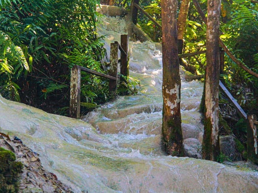 Chiang Mai: Sticky Waterfall by Local Truck with Market Stop - Included snacks and that little extra fuel