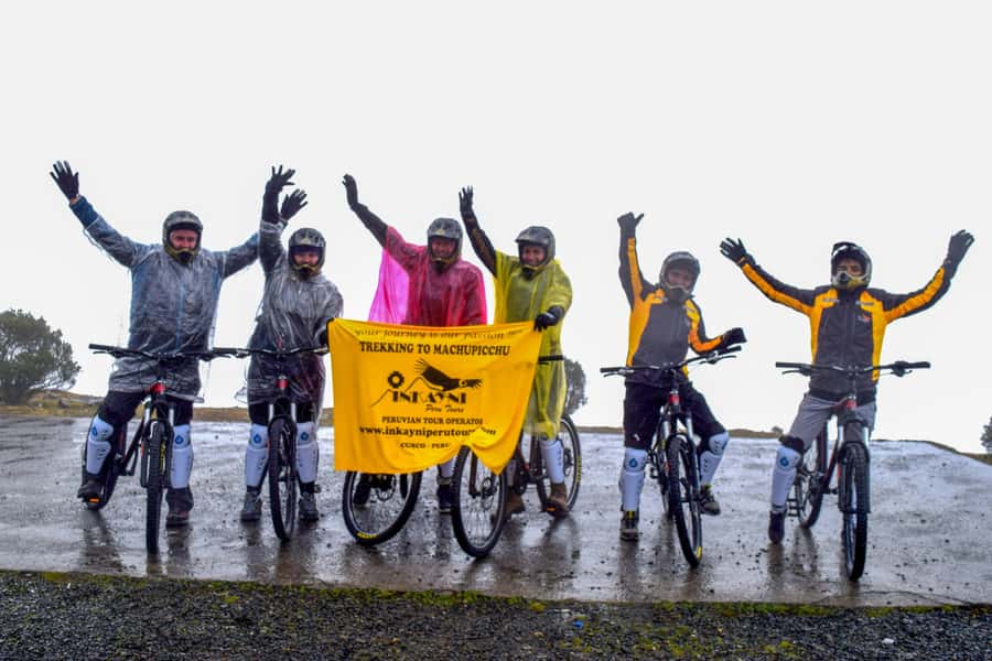 From Cusco: 4-Day Inca Jungle Adventure to Machu Picchu - Day 1: Cusco Pickup, Malaga Pass Biking, and Optional Class III-IV Rafting