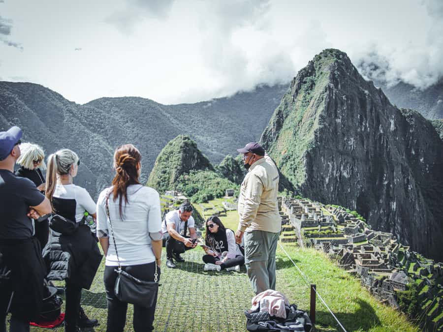 From Cusco: Sacred Valley & Machu Picchu 2-Day Tour by Train - The return to Cusco: trains, buses, and how to handle timing surprises