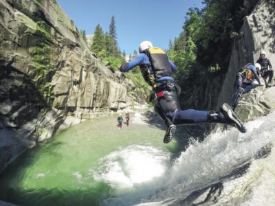 From Interlaken: Grimsel Gorge Canyoning Tour - The compulsory 50-meter rappel: where fear meets teamwork