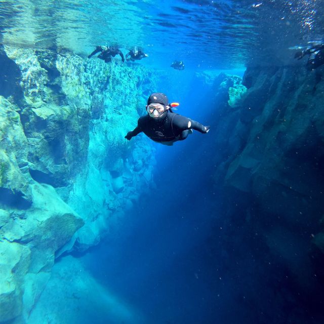 Silfra: Leidarendi Lava Caving & Snorkeling Tour with Photos - How the day actually flows from pickup to two nature stops