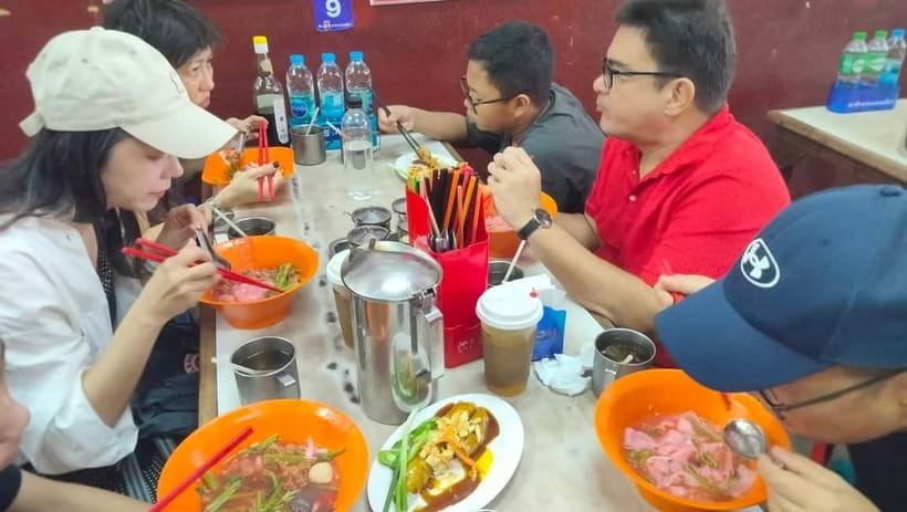 Taste of Chiang Mai: Michelin Guide Street Food Tour - The food highlights you should recognize on sight